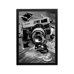 Monochrome 'Aperture Study' Frame